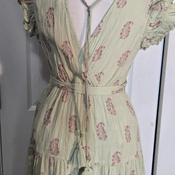 NEW A Loves A Floral V-Neck Ruffled Sleeve Tiered Maxi Dress XS - Picture 5 of 14